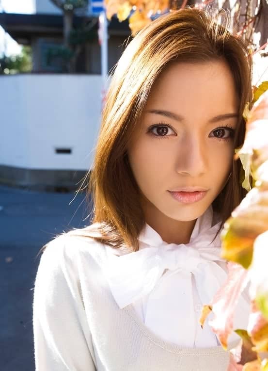 Tina Yuzuki Former Av Idol And Film Actress HubPages