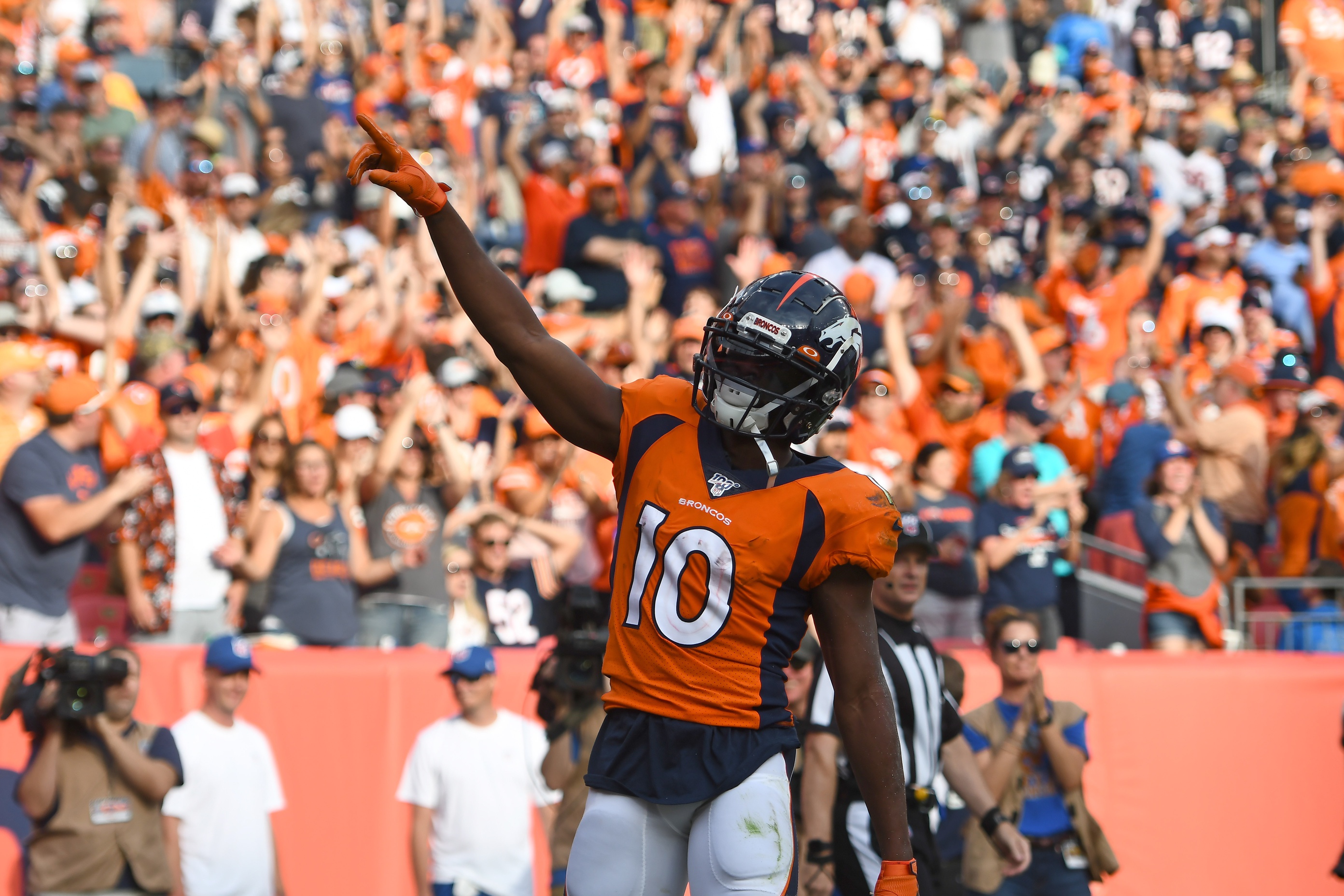 Emmanuel Sanders Climbed Broncos Record Books With 100 Yard Receiving Performance In Week 4