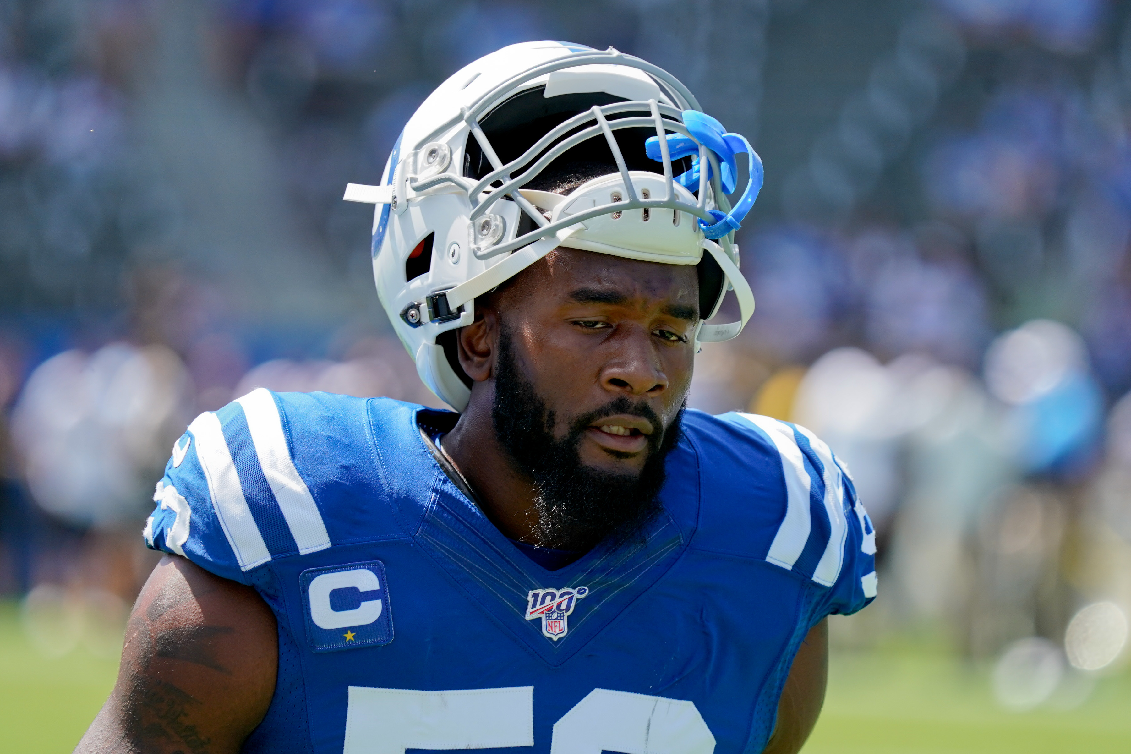 Colts' D Must Endure Without Darius Leonard Again