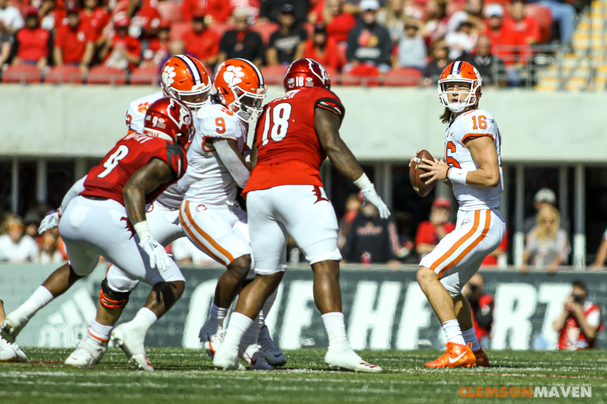 Photo Gallery: Clemson Offense Against Louisville