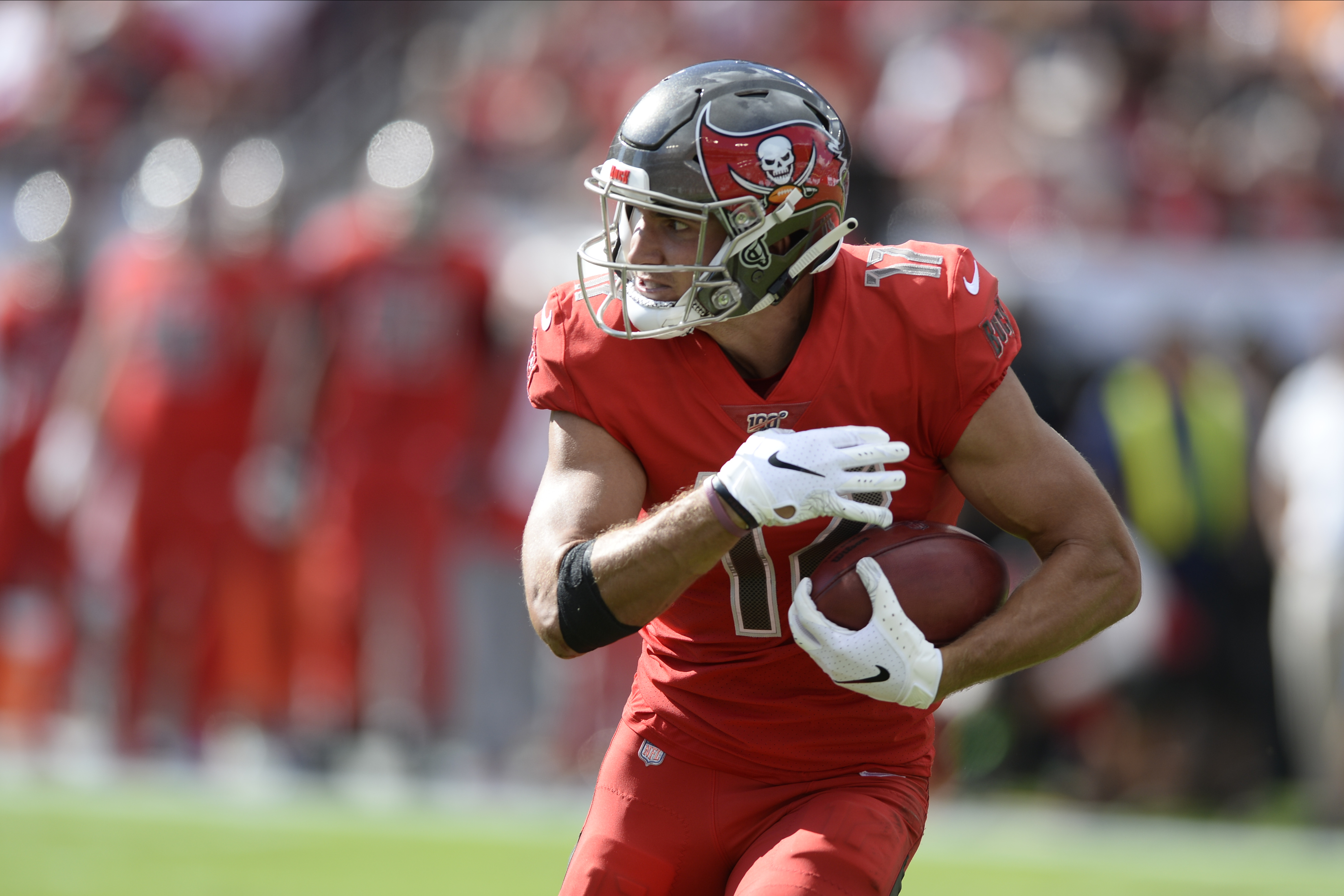 Bucs' Pass-Catching Depth Delivers After Mike Evans' Injury