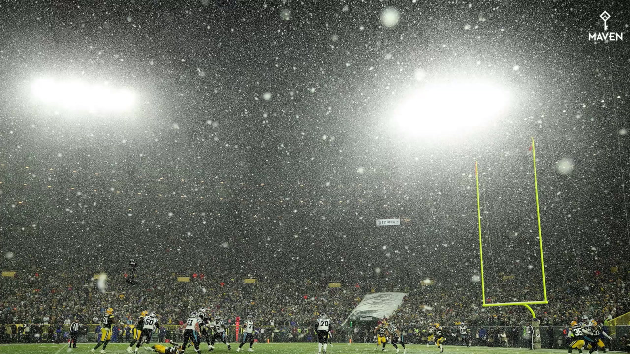 Lambeau Field Footing Creating Concern by Bears