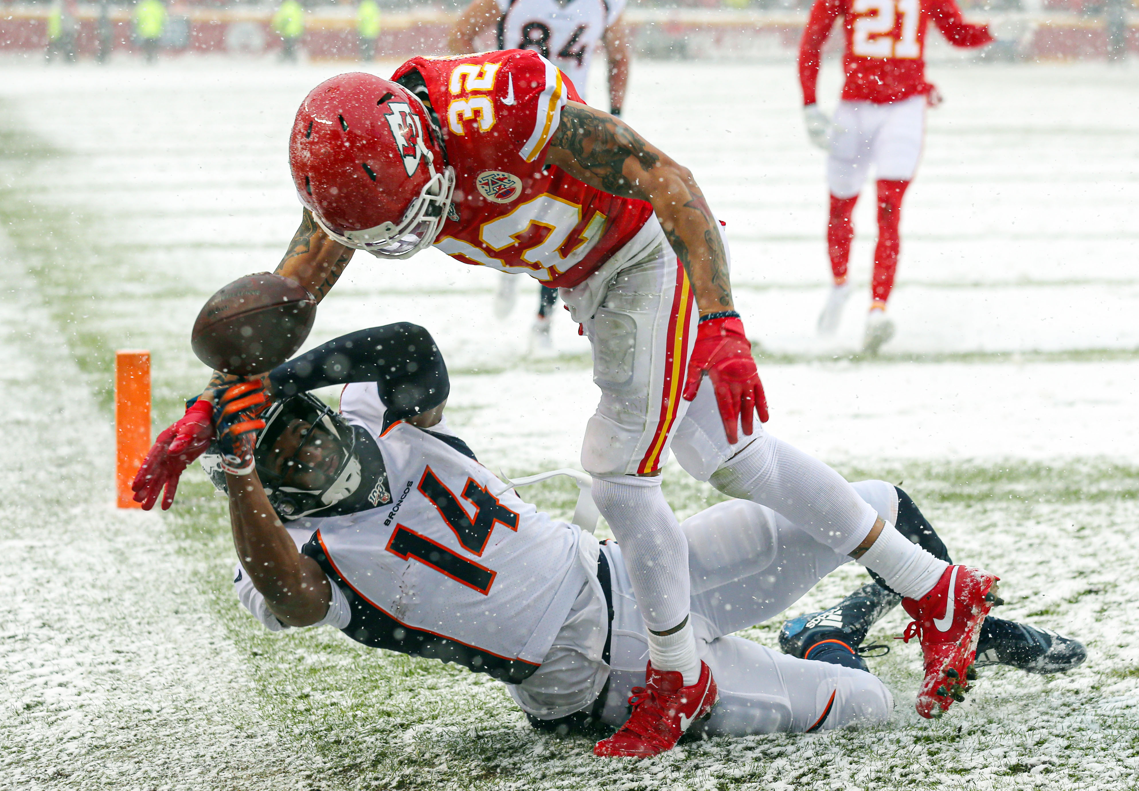 Snap Counts: Chiefs Defense Schemes Building Around Tyrann Mathieu's ...