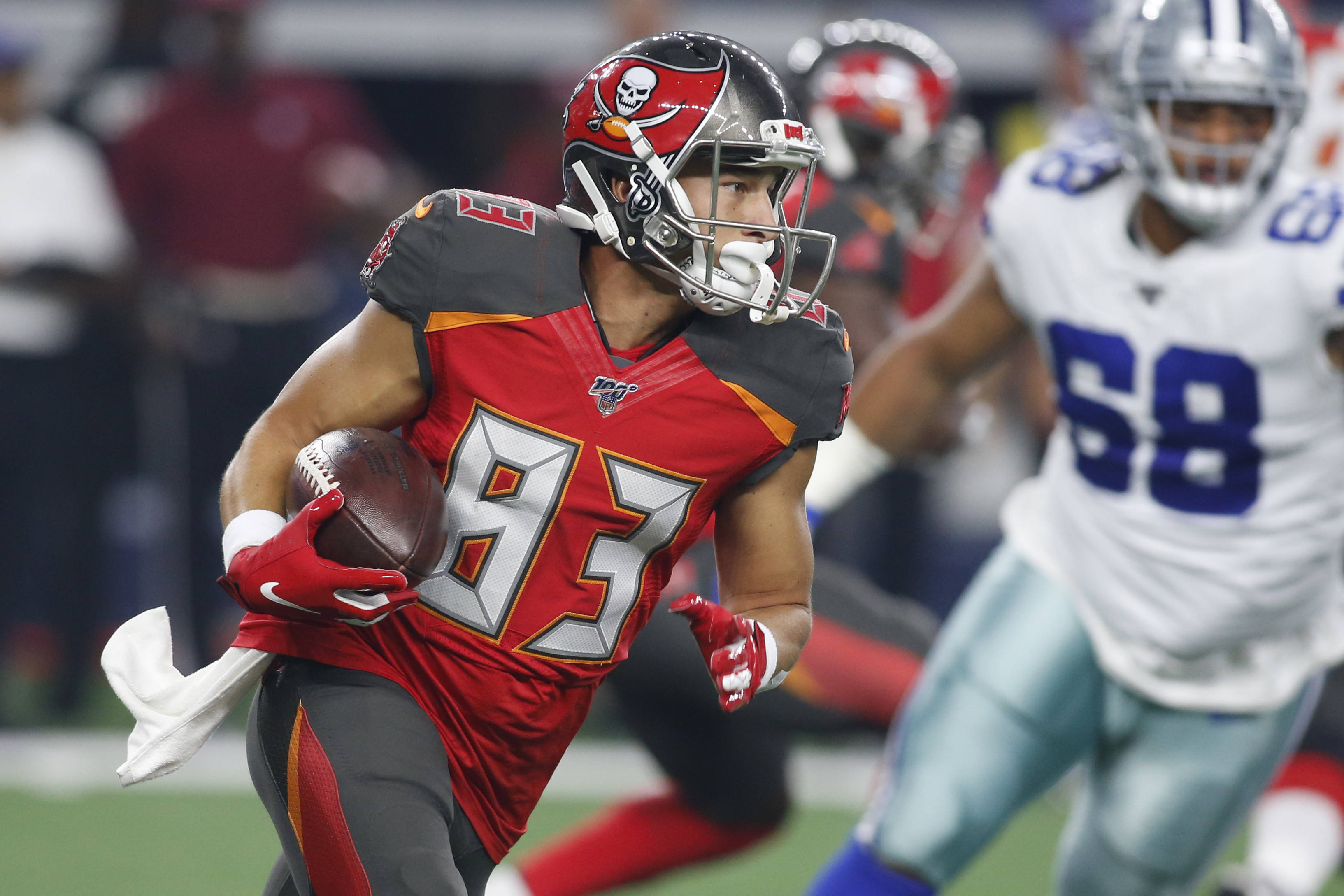 Bucs Make Roster Moves After WR Injuries Mount