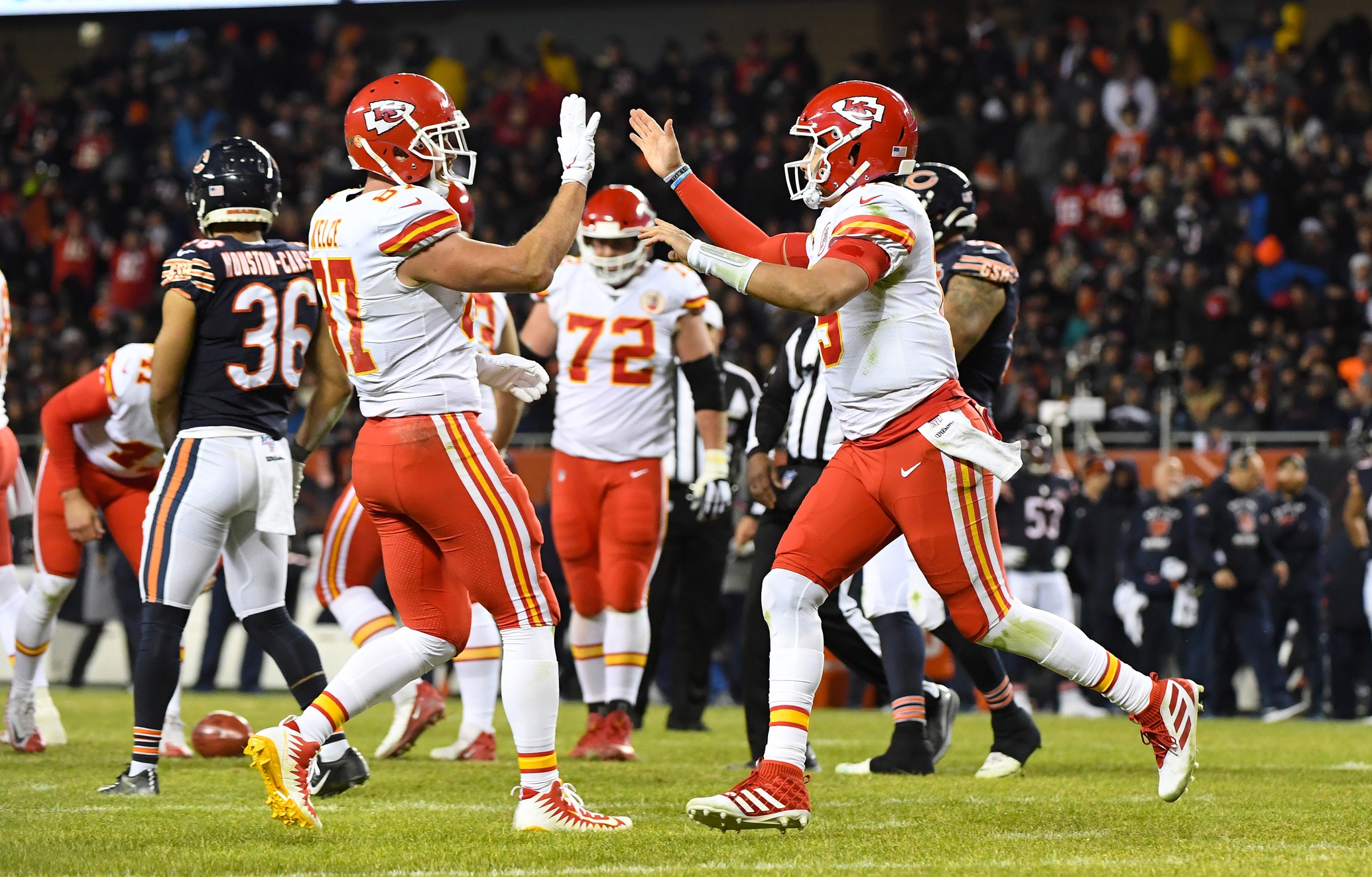 Photo Gallery: Best Moments from Chiefs-Bears in Week 16