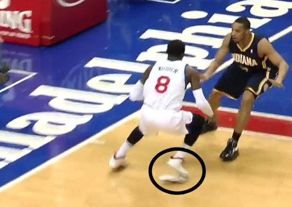 basketball player blows out shoe