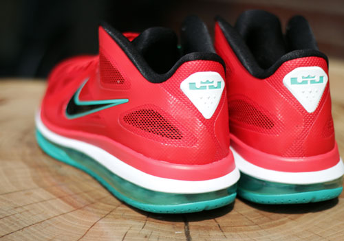 lebron liverpool shoes