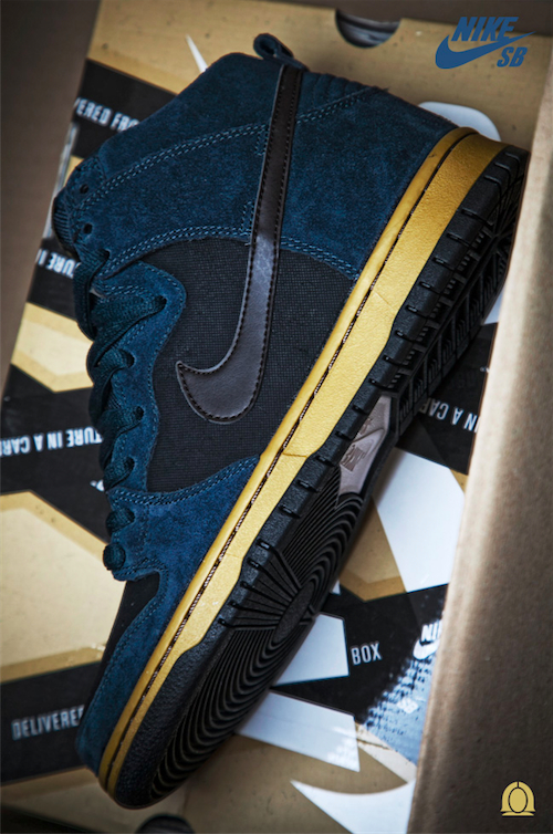 blue gold nike shoes