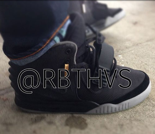 yeezy 2 grey