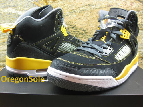 jordan spizike black university gold