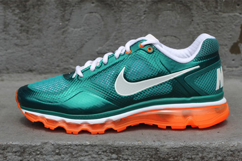 miami dolphins color nike shoes
