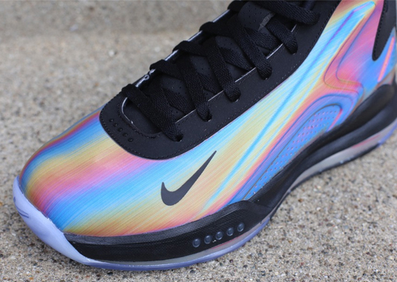 nike hyperflight max hologram