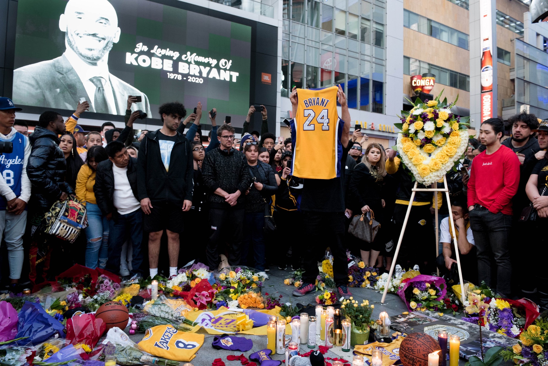 Flipboard: Miami Heat players react to Kobe Bryant's death