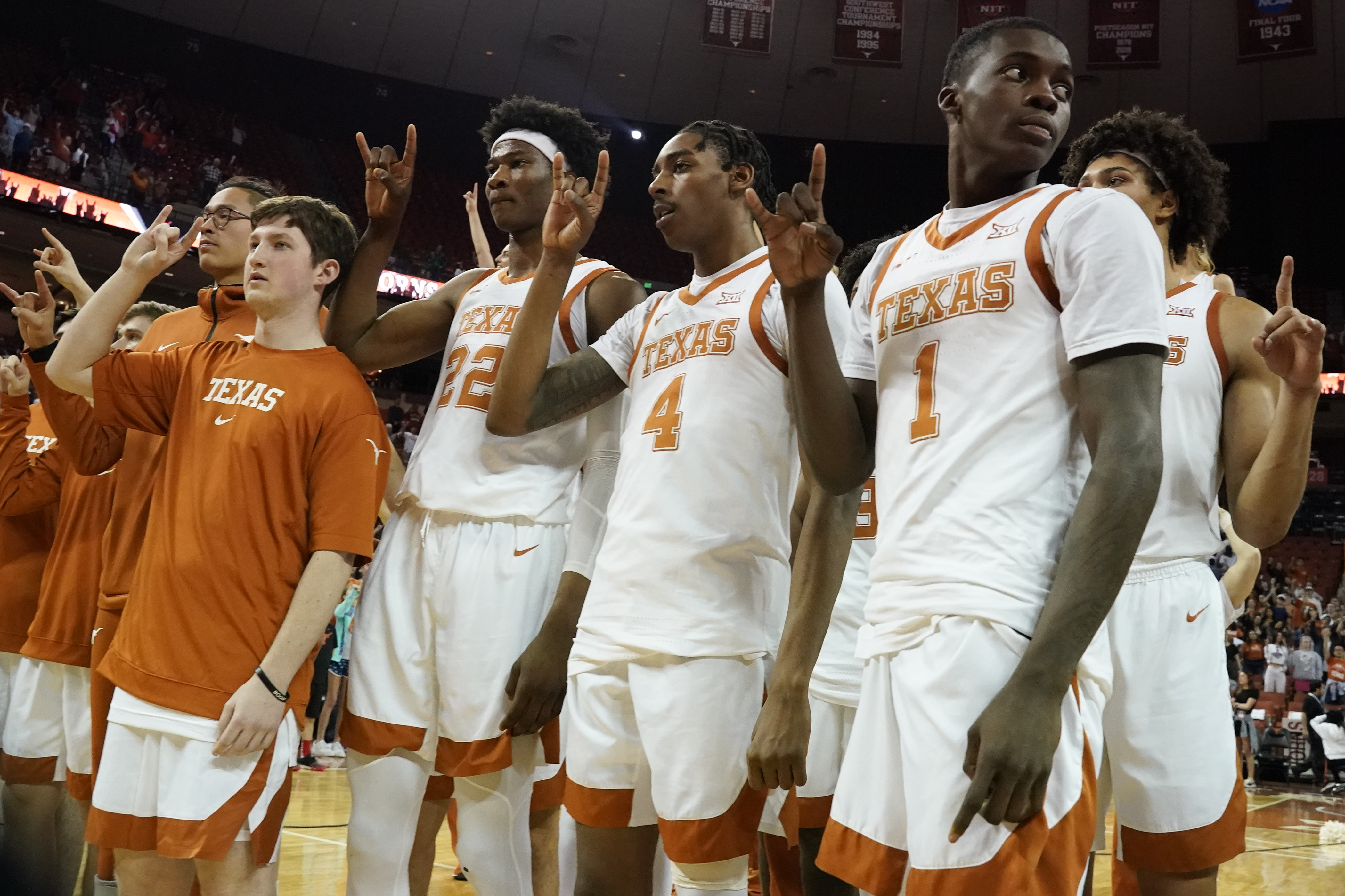 Texas Basketball Second Half Surge Helps Horns Earn Important Win