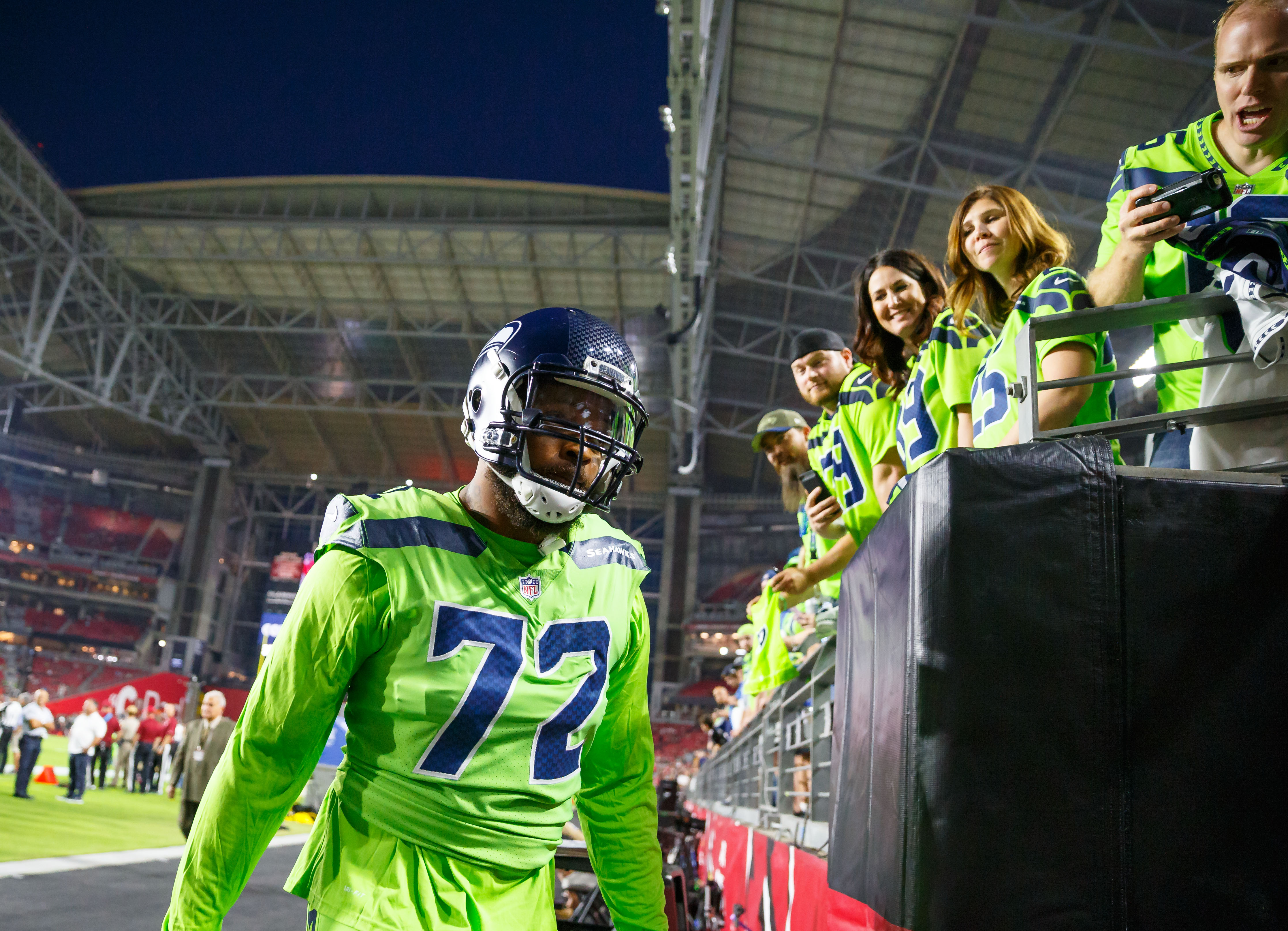 Seahawks DE Bennett sits again during national anthem