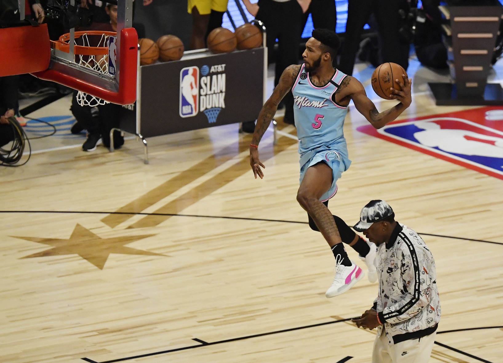 derrick jones jr dunk