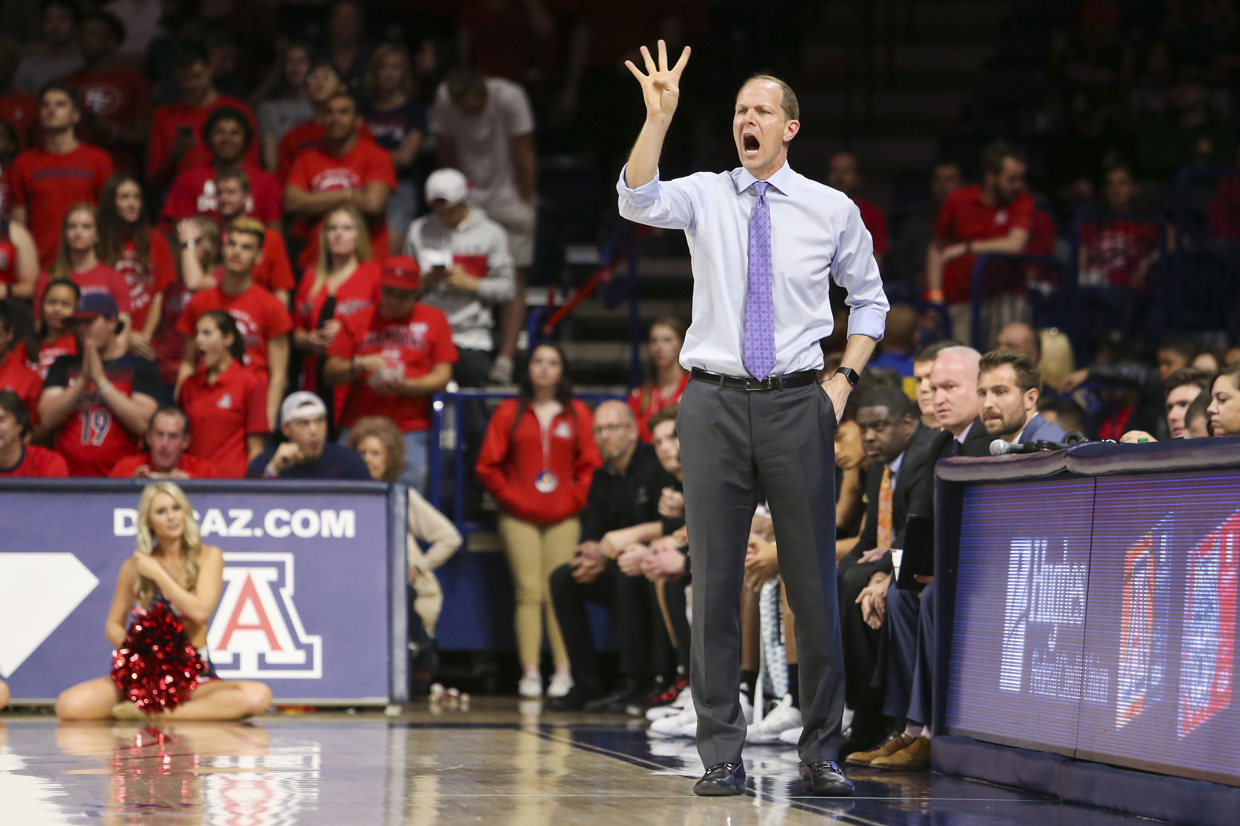 Mike Raley Huskies Flex Muscles Again Shock Arizona 69 63