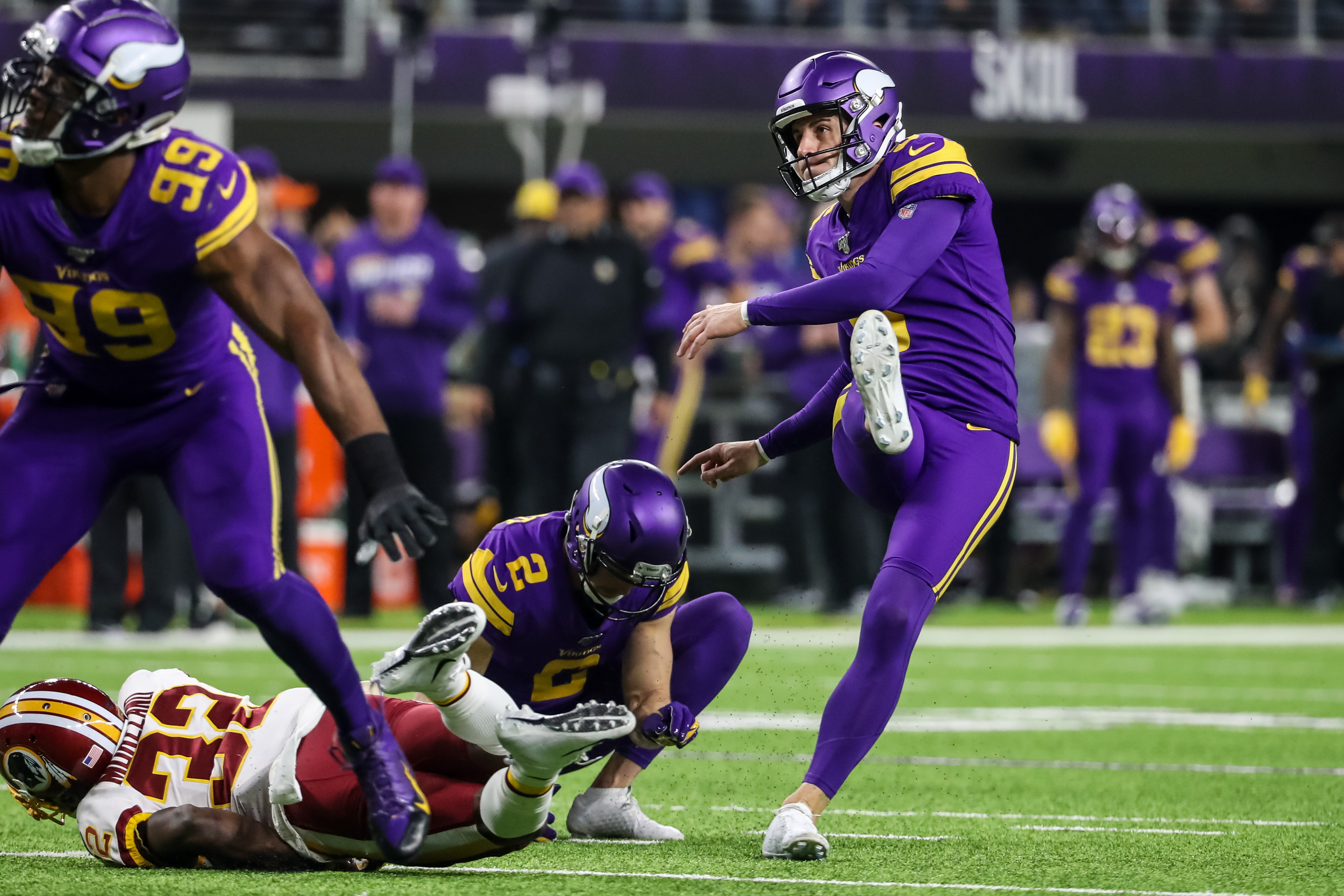 Vikings Re-Sign Kicker Dan Bailey