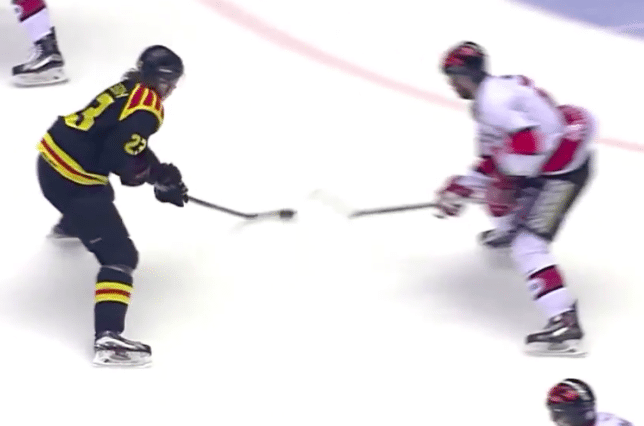 Watch draft-eligible Carlsson score on fantastic solo effort in SHL