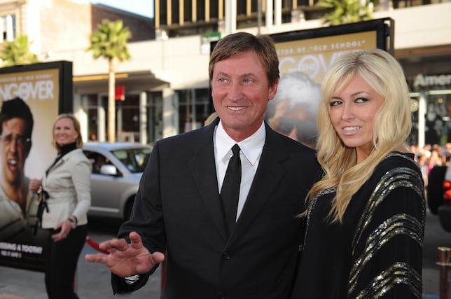 The Great Grandpa: Wayne Gretzky's daughter Paulina gives birth to No