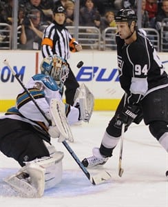Setoguchi scores birthday goal, Niemi backstops Sharks' 1-0 win over Kings