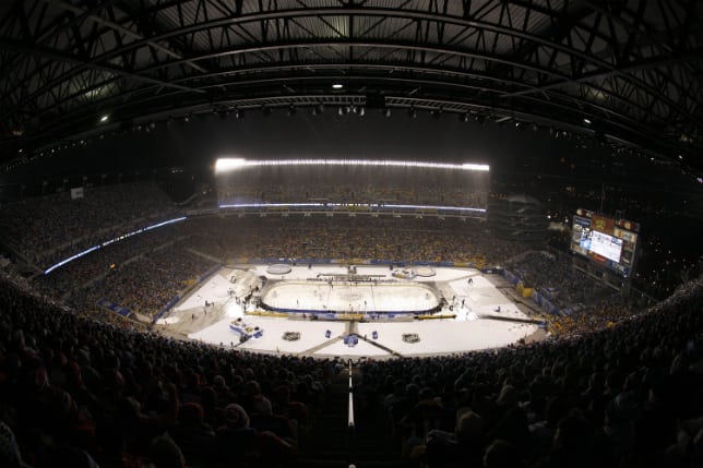 Report: Penguins, Flyers to square off in outdoor game in 2017