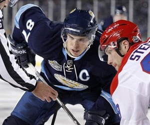 Winter Classic's U.S. television ratings up from last year despite postponement