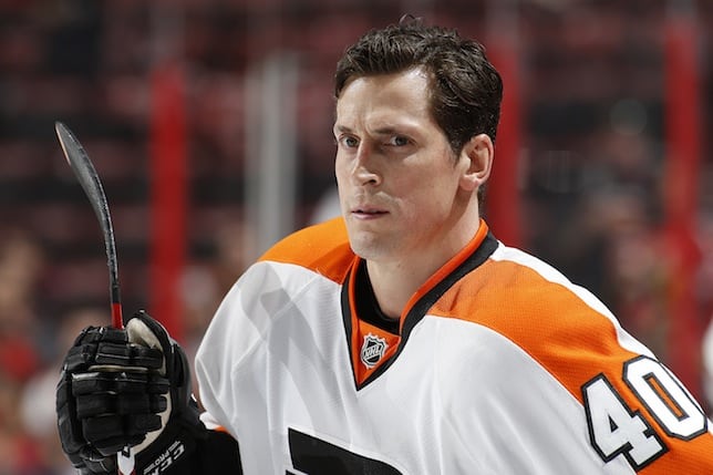 Kings acquire Vincent Lecavalier, Luke Schenn from Flyers for Jordan Weal, third-round pick