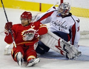 Jarome Iginla withdraws from NHL all-star game because of ailing grandmother
