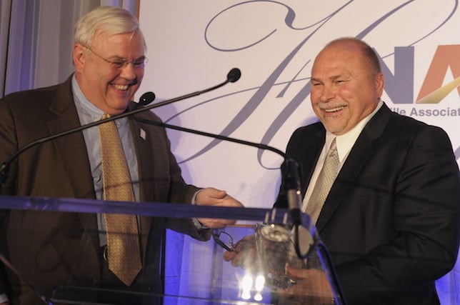 Barry Trotz posts full page ad to thank the team and fans after getting fired. How can you not like this guy?