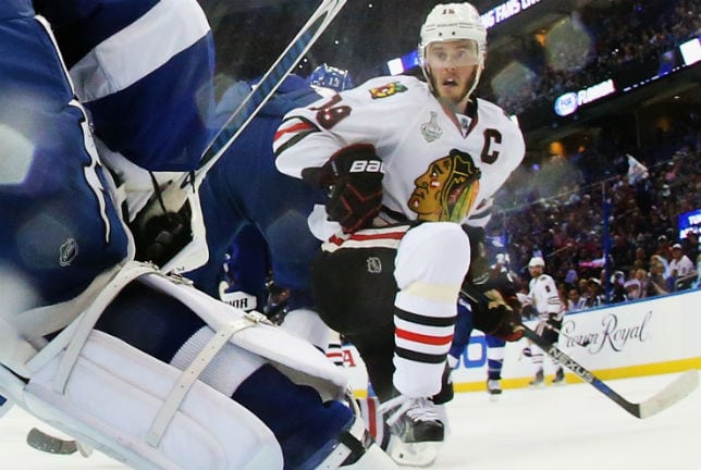 Lightning doing good job of making Blackhawks chase the game