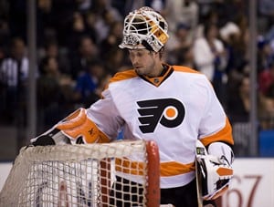 Flyers address goaltender glut, place playoff hero Leighton on waivers