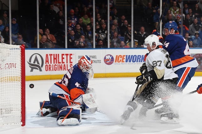 Crosby's game-winning goal against Isles is beautiful for both the offense and defense involved