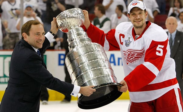 THN at the Stanley Cup: Historic night for Lidstrom, Swedish hockey