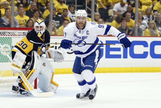Yzerman and Stamkos ensure Lightning will have an extended stay at top of the NHL