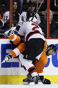 Boucher wins again, Briere scores in Flyers' 2-1 win over skidding Devils