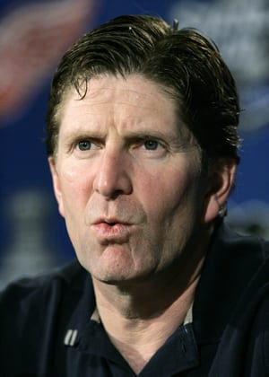 Detroit Red Wings agree to three-year contract with coach Mike Babcock