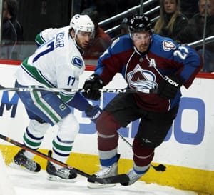 NHL disciplinarian Campbell conducts hearing with Simon; no decision yet