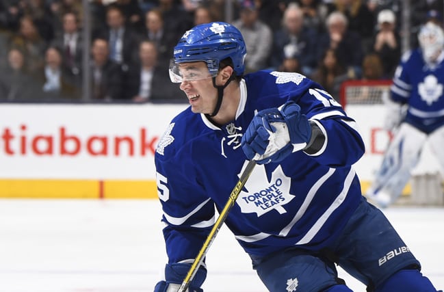 Leafs lose Parenteau to an upper body injury