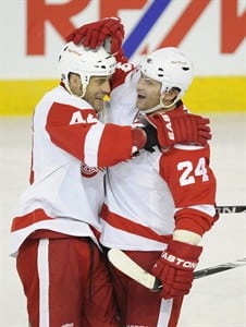 Bertuzzi scores twice to lead Detroit Red Wings past Edmonton Oilers 5-3