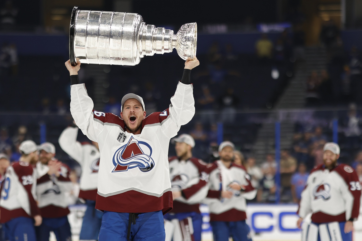 Geoff Burke-USA TODAY Sports - Maple Leafs Sign Forward Nicolas Aube-Kubel to 1-Year, $1 million Contract