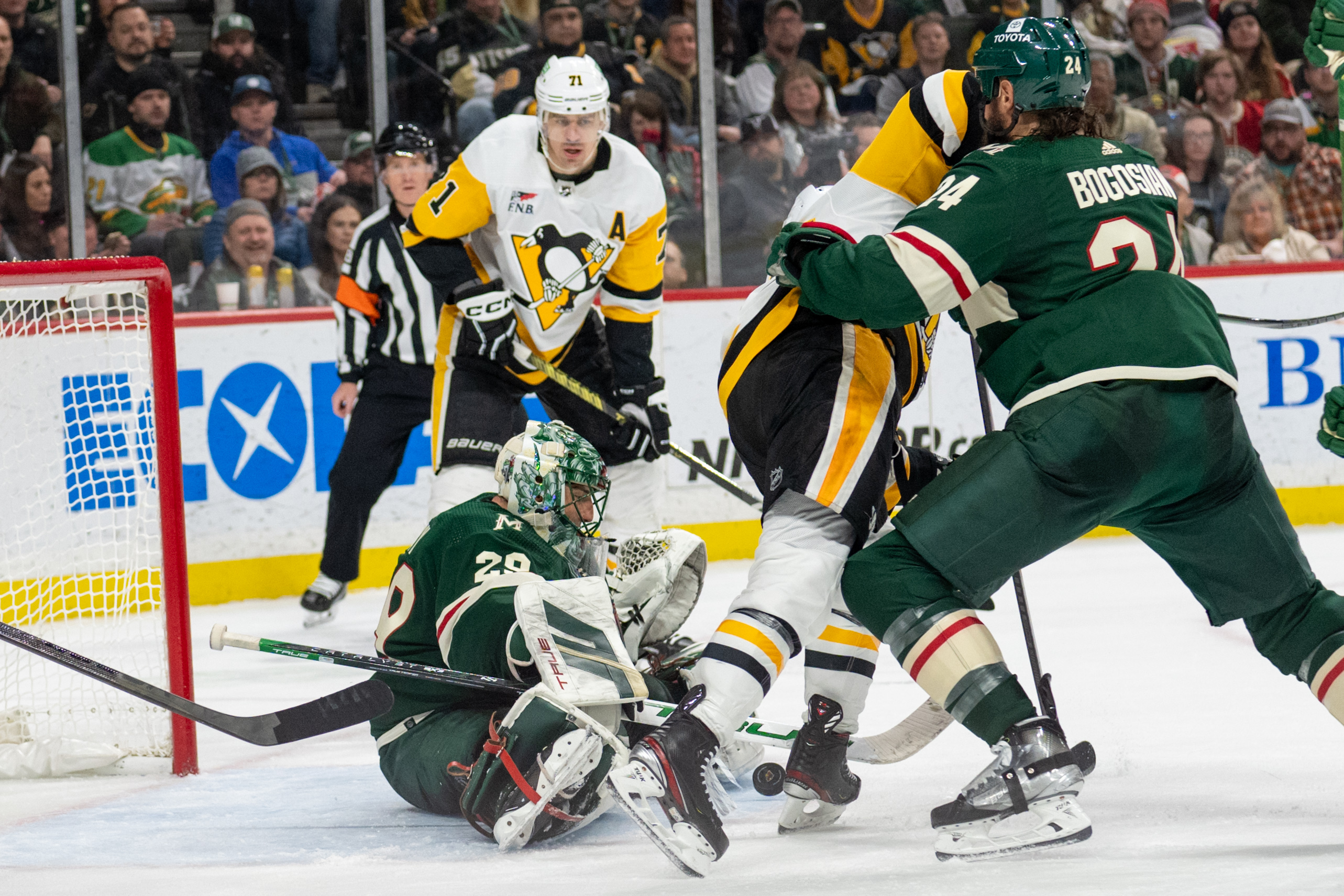 Mandatory Credit: Matt Blewett-USA TODAY Sports - Wild earn 3-2 win over Penguins on Marc-Andre Fleury Night