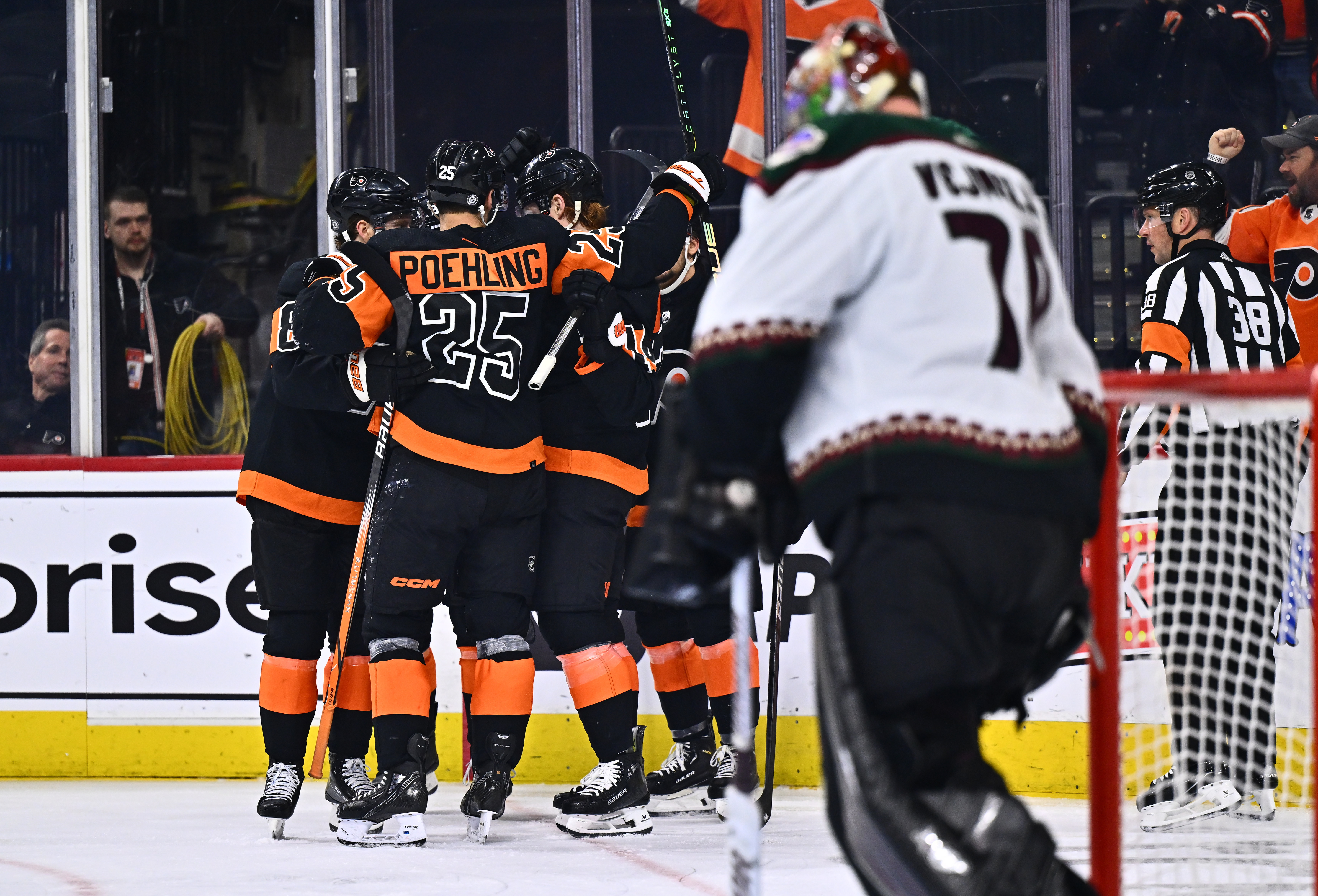 Kyle Ross-USA TODAY Sports - Coyotes' Struggles Continue in Loss to Flyers