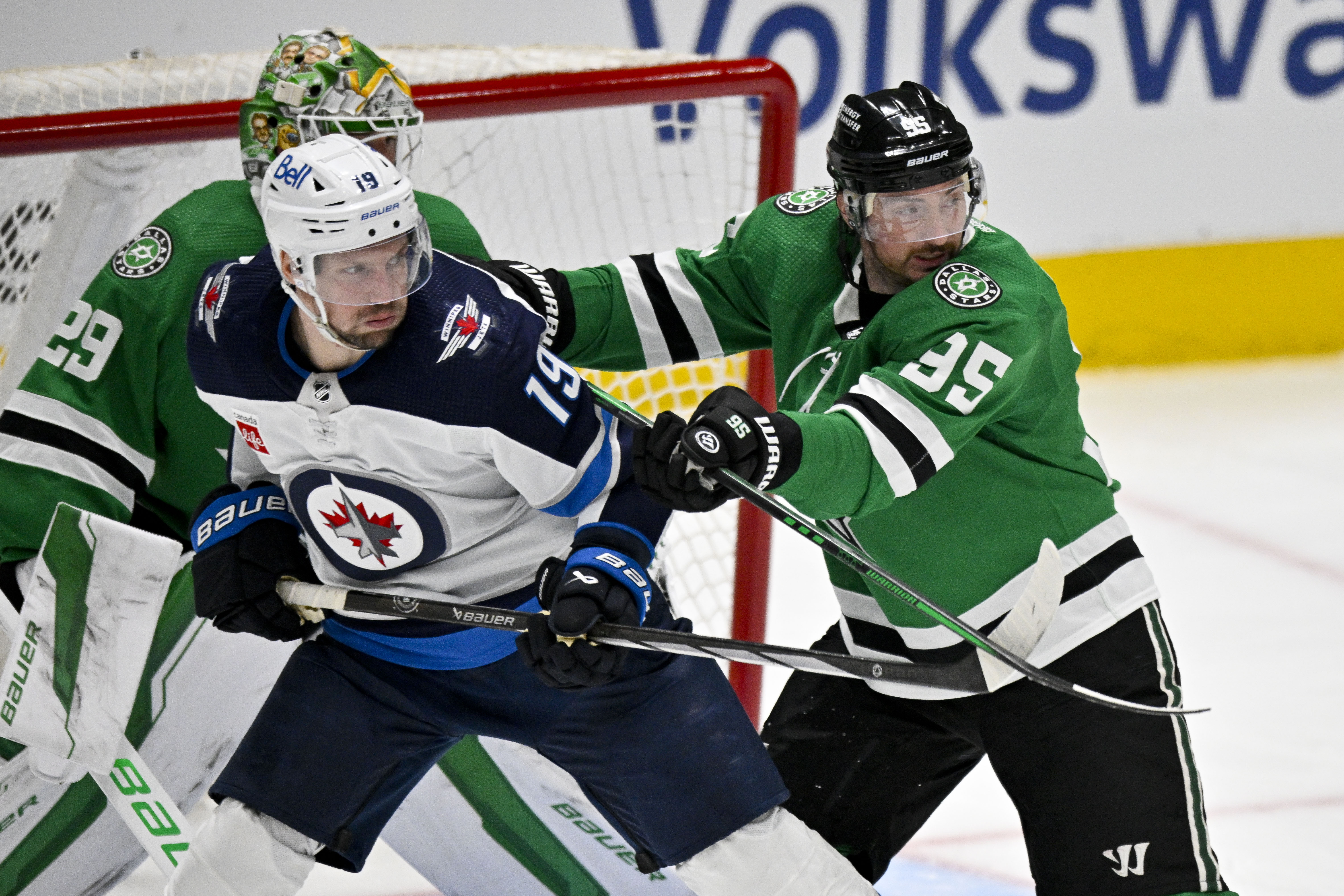 Jerome Miron-USA TODAY Sports - Jets Shut Out Stars, Keep Division Title Race Alive