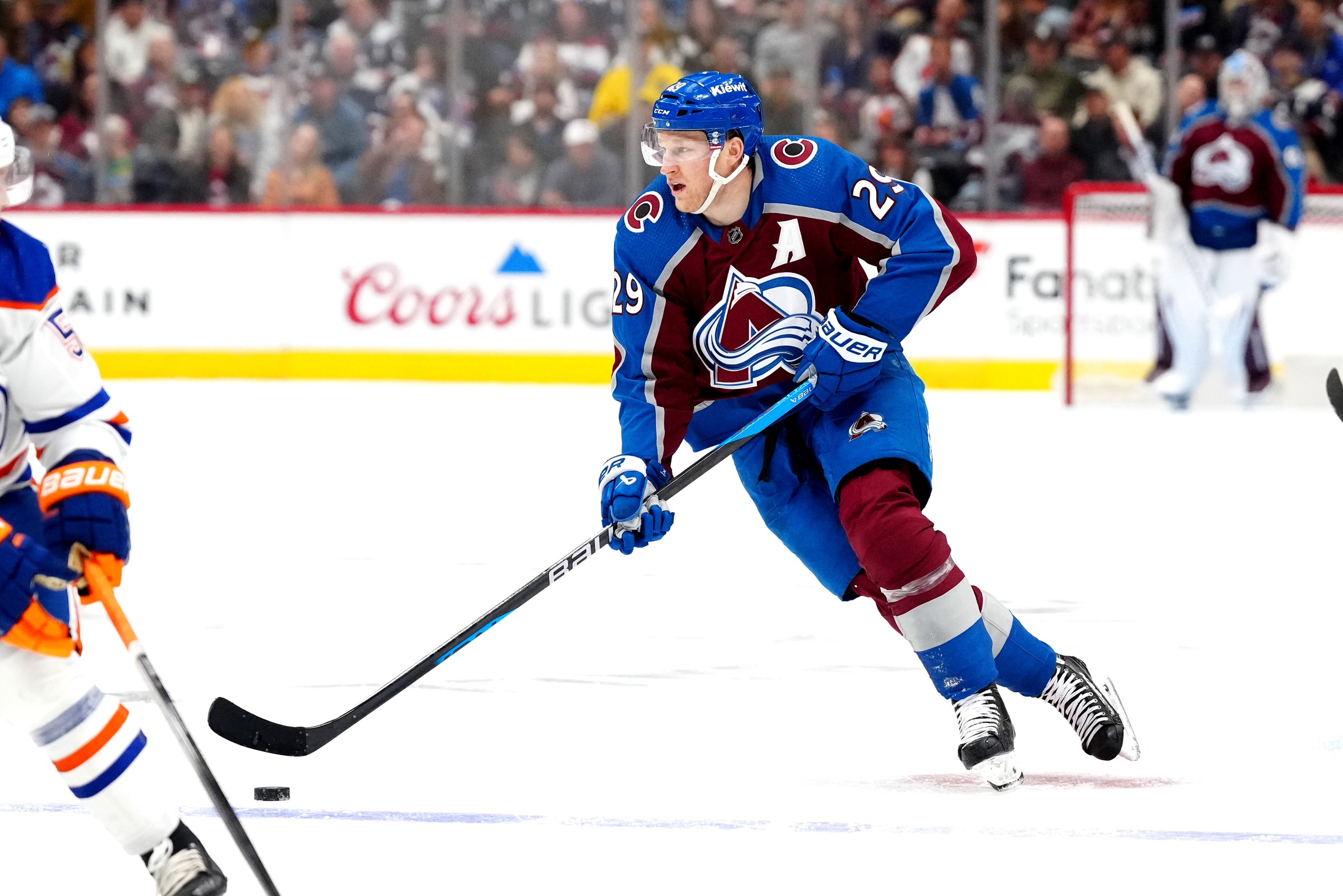 Ron Chenoy-USA TODAY Sports - Nathan MacKinnon Breaks Record Against Oilers