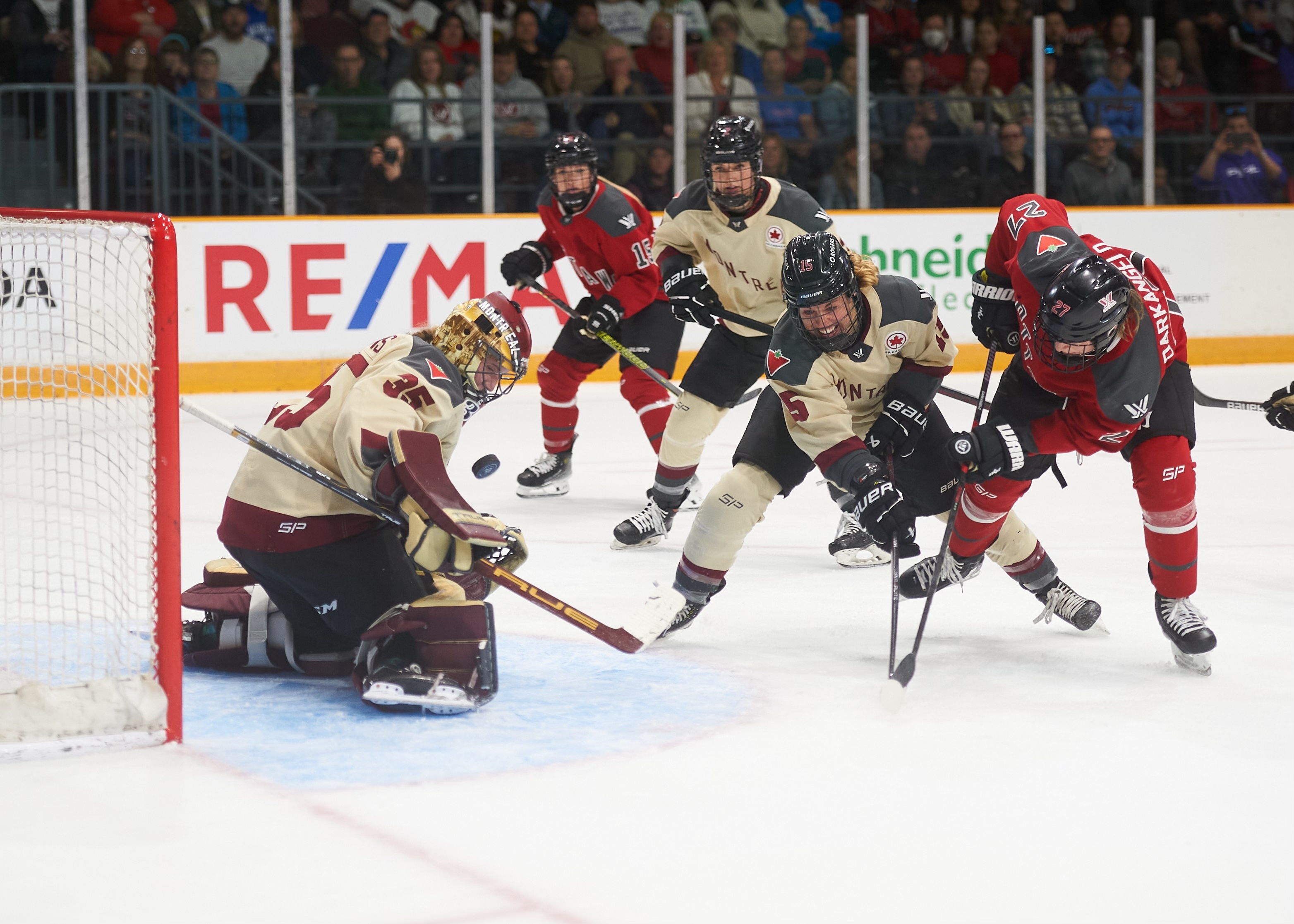 Photo @ Ellen Bond / The Hockey News - Ann-Renee Desbiens Keeps Ottawa's Playoff Hopes On The Shelf