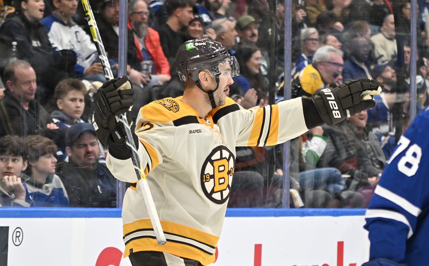 Dan Hamilton-USA TODAY Sports - Oilers Have Huge Interest From Free Agent