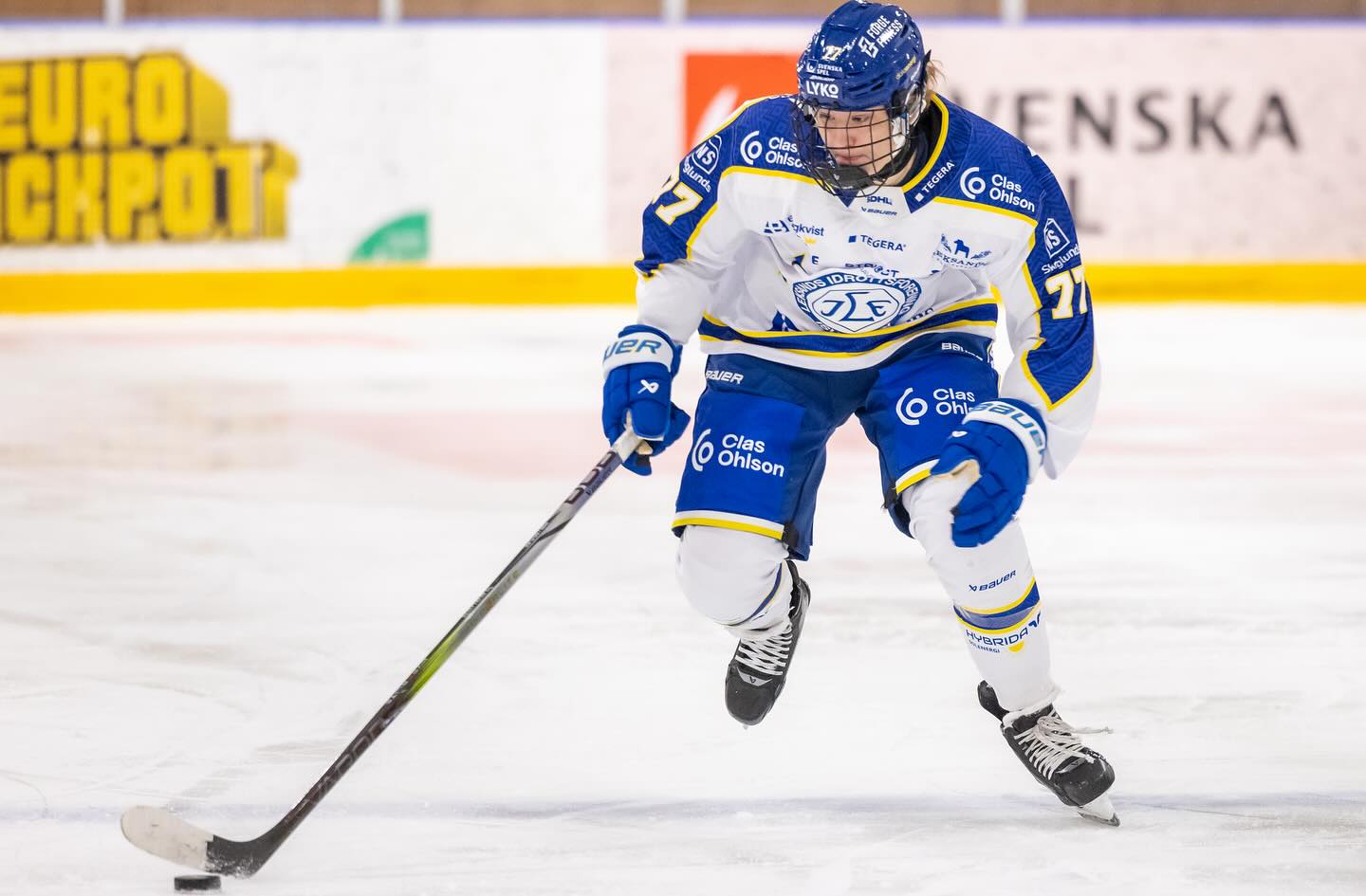 Photo @ Patric Gill / The Hockey News - Usual Suspects Make Big Impression On SDHL's Opening Night