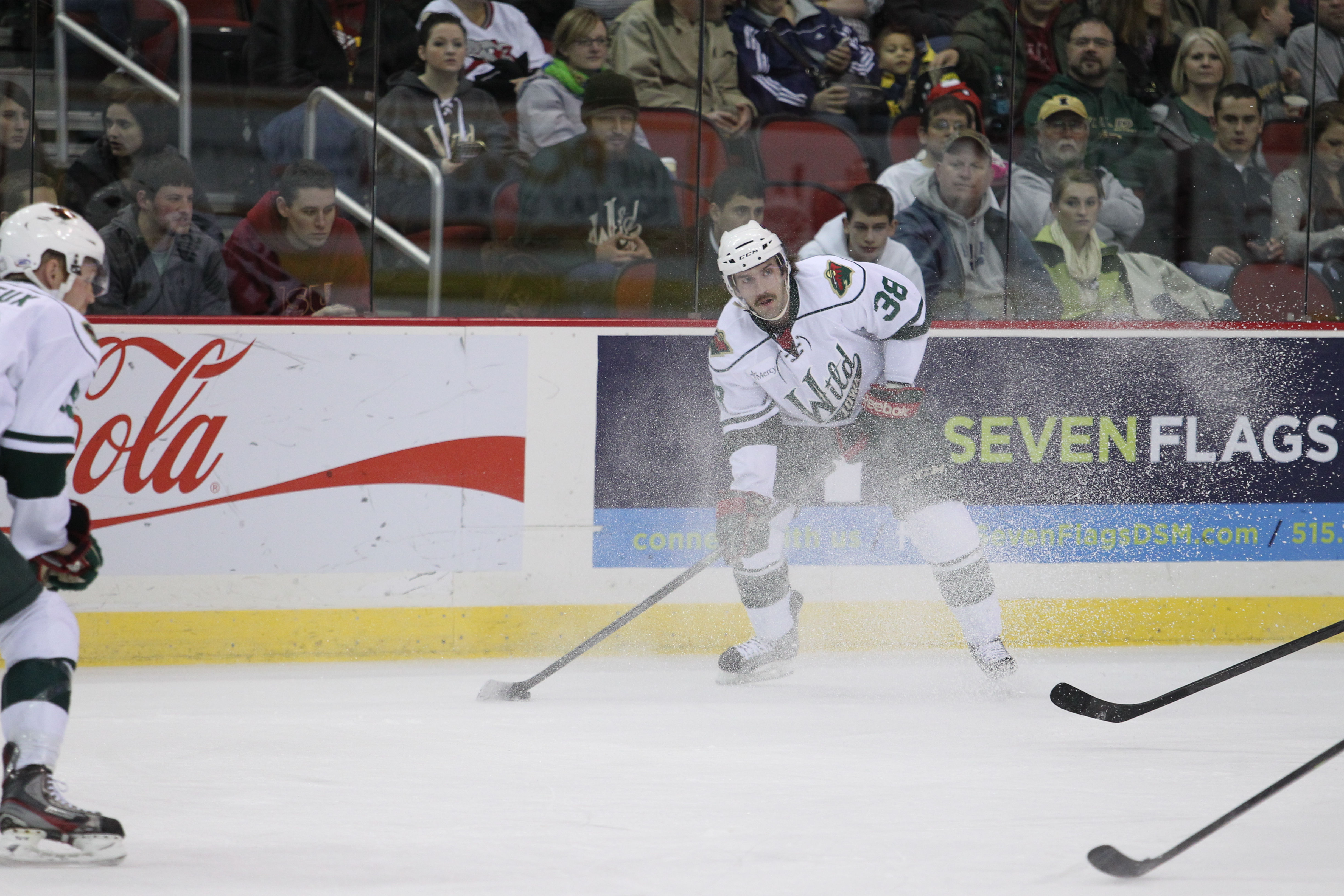 Photo: TheAHL - Canucks draft pick retires after lengthy European career