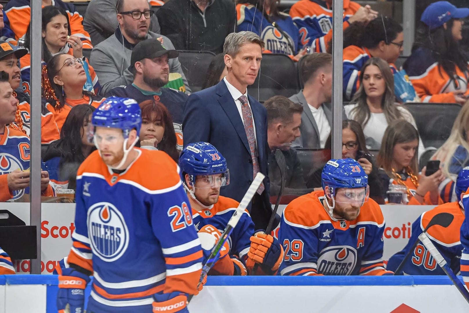 Andy Devlin (Edmonton Oilers) - Oilers Fall To Jets In Opening Night Blowout